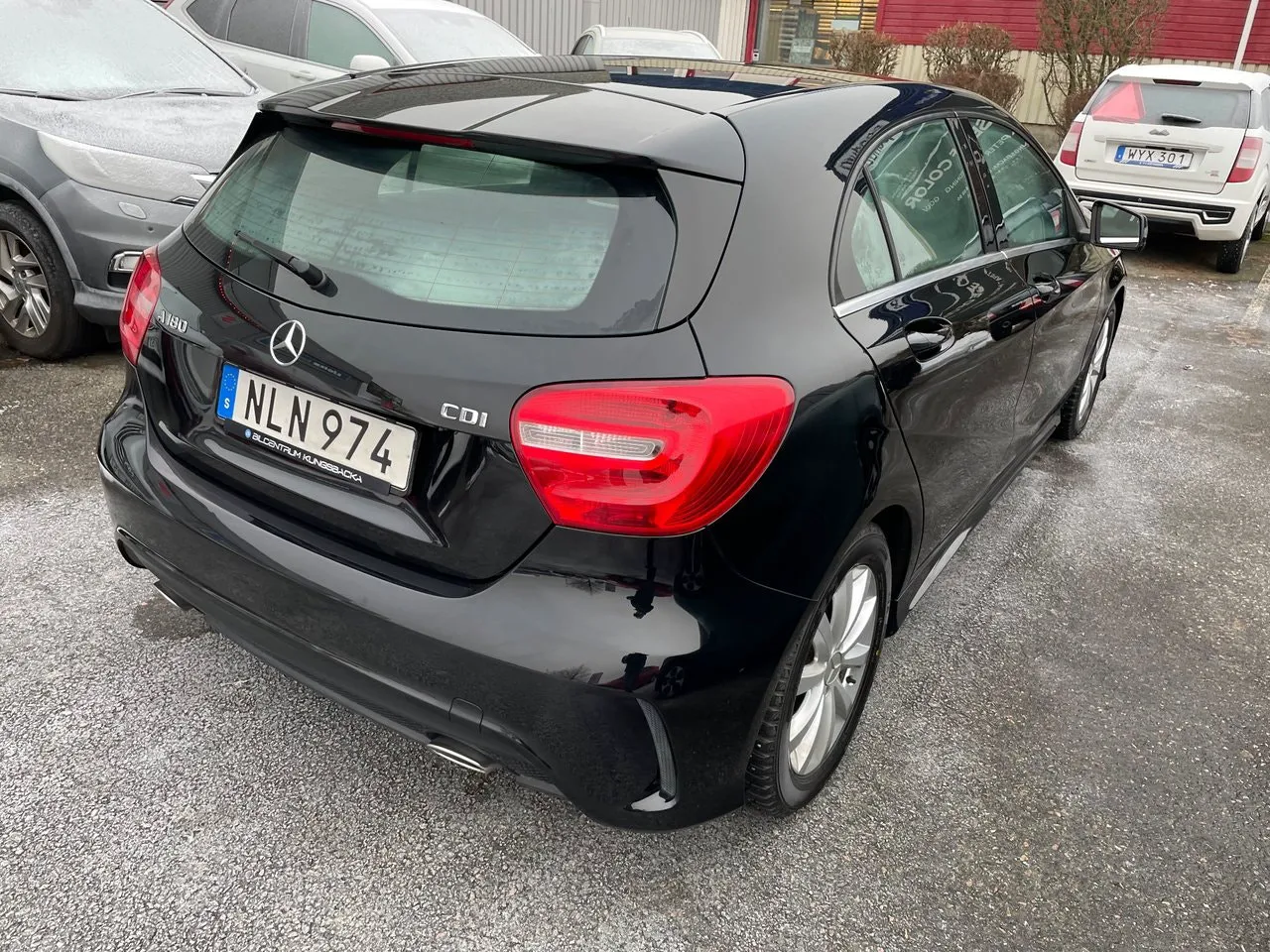 Vehicle image 5