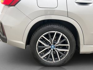 BMW iX1 bild 37