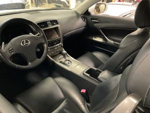 Lexus IS bild 8