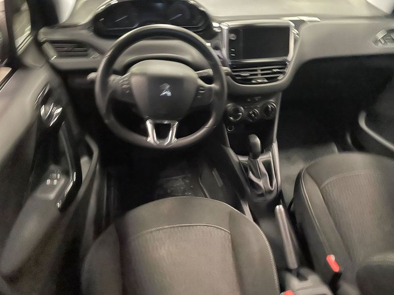 Peugeot 208 bild 6