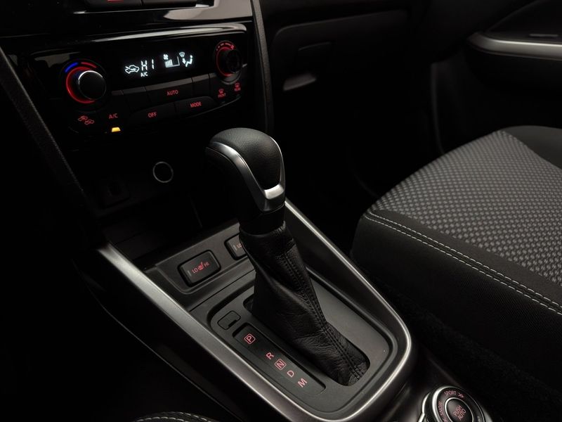 Suzuki Vitara bild 21