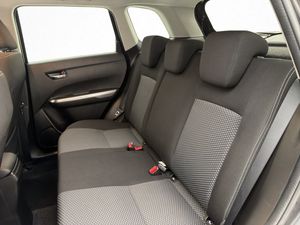 Suzuki Vitara bild 24