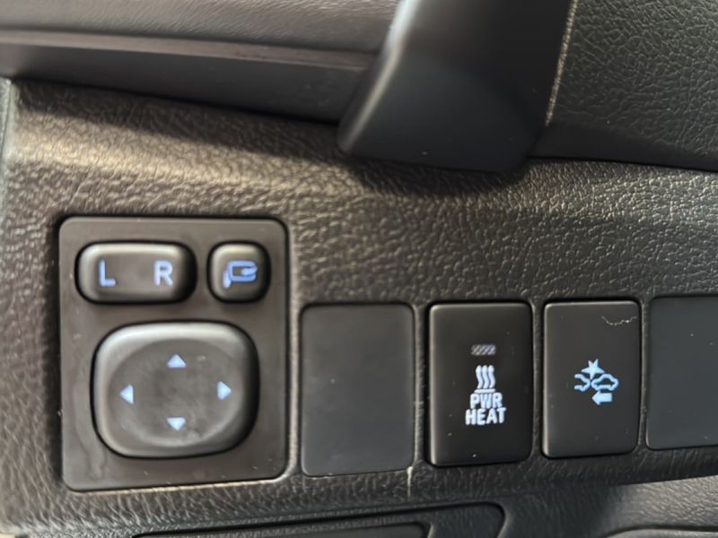 Toyota Auris bild 17