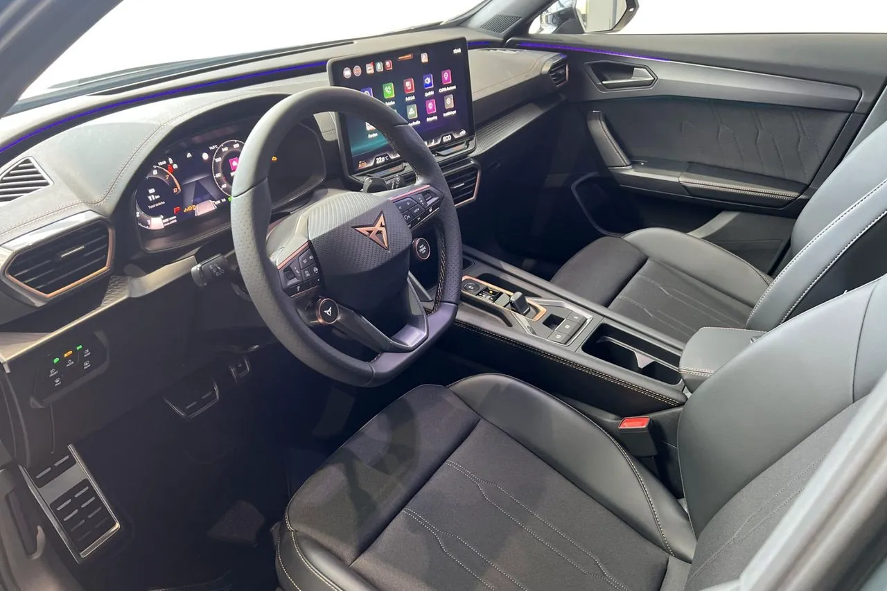 Vehicle image 21