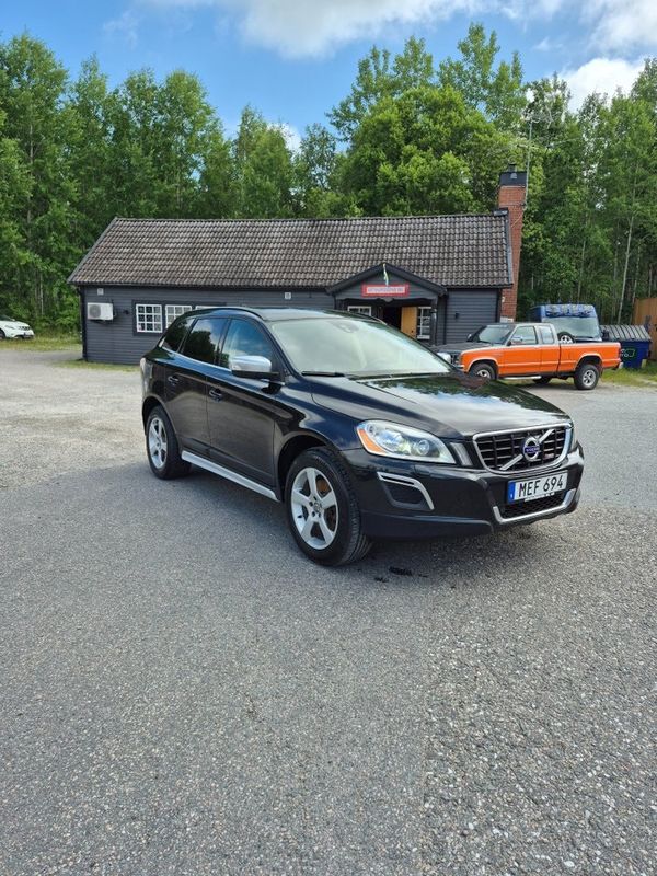 Volvo XC60 D4 AWD R-Design Euro 5 - 2013