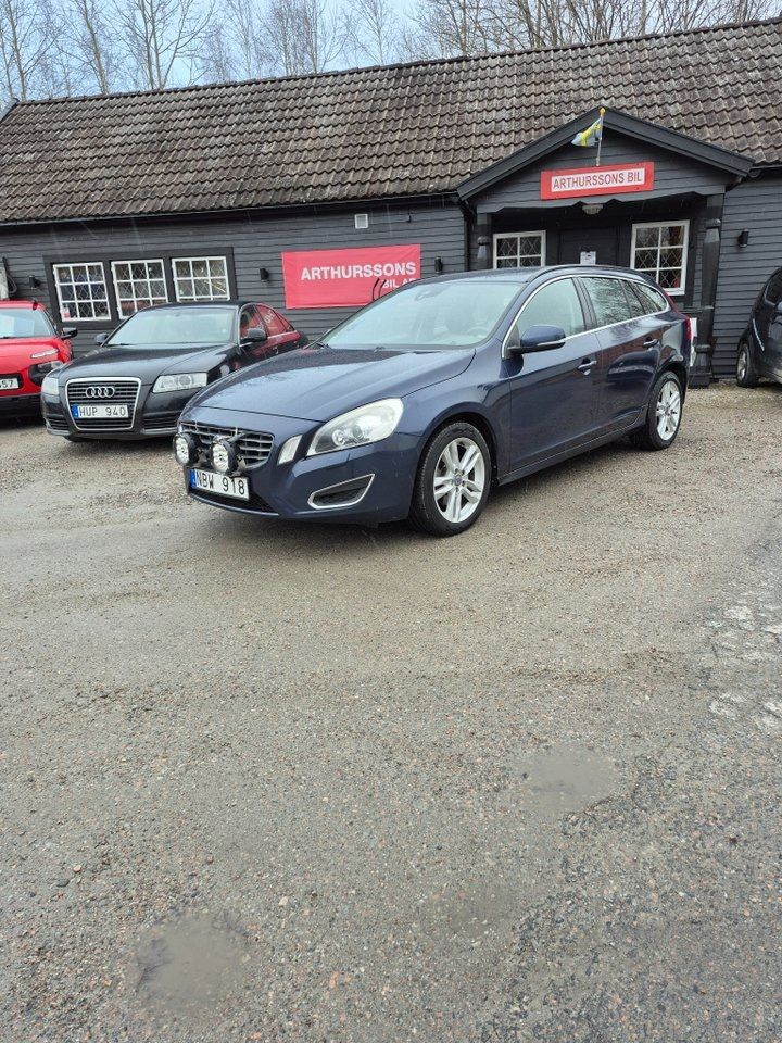 Volvo V60 bild 2