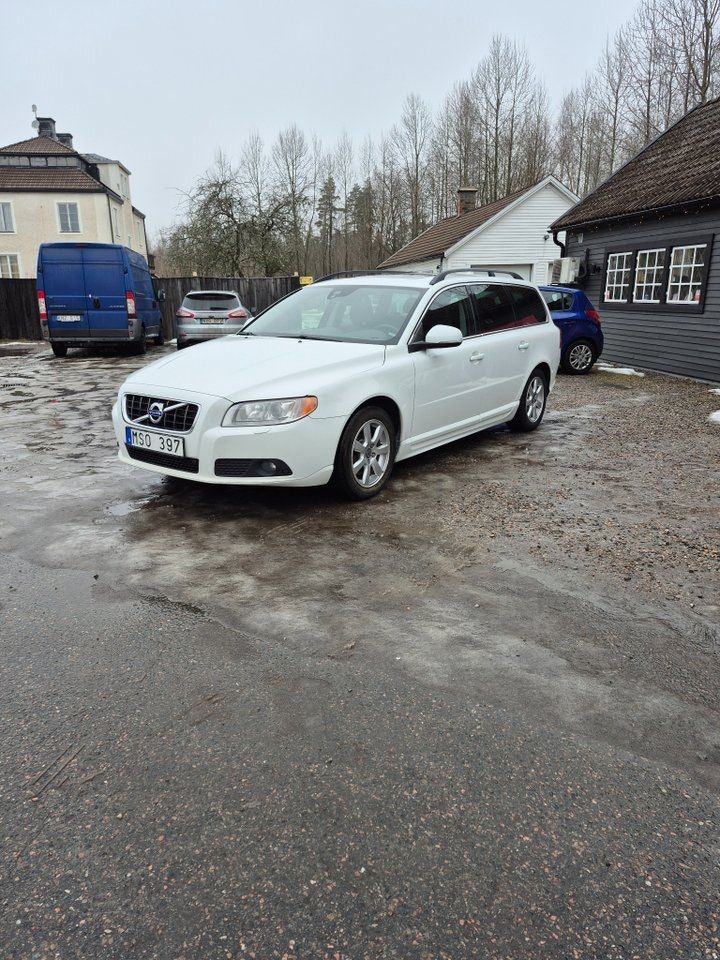 Volvo V70 bild 2