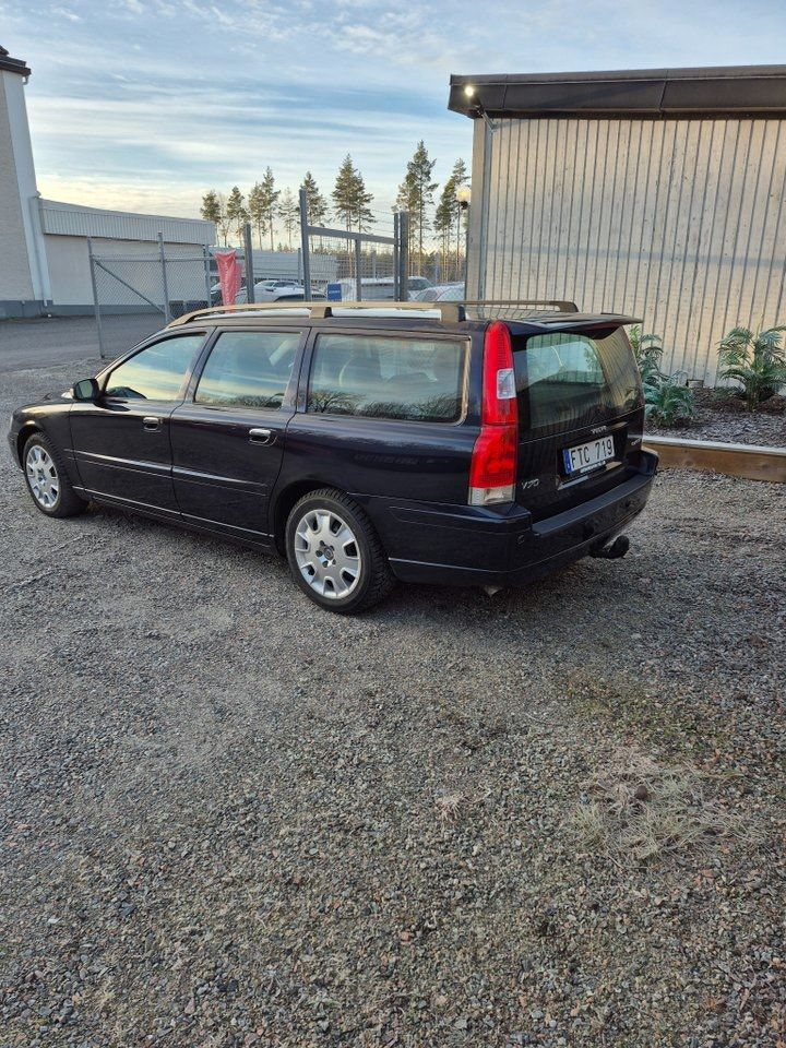 Volvo V70 bild 2