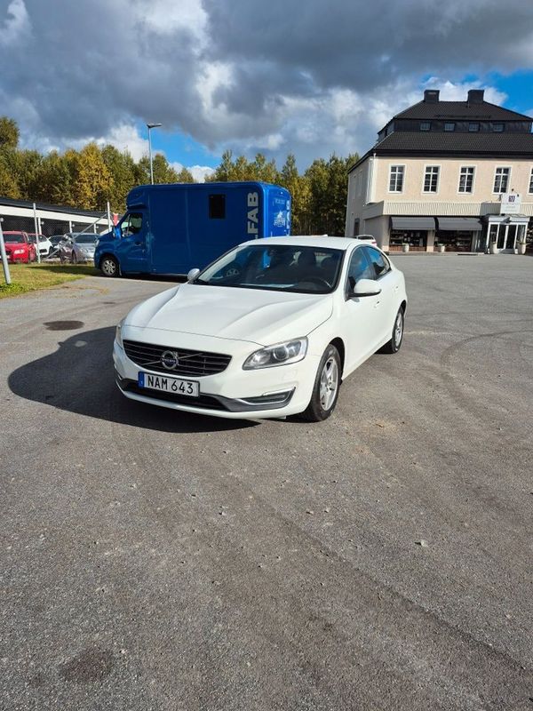 Volvo S60 D4 Momentum Euro 6 Dragkrok - 2016