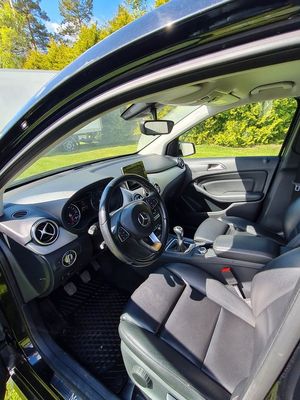 Mercedes B180 bild 11
