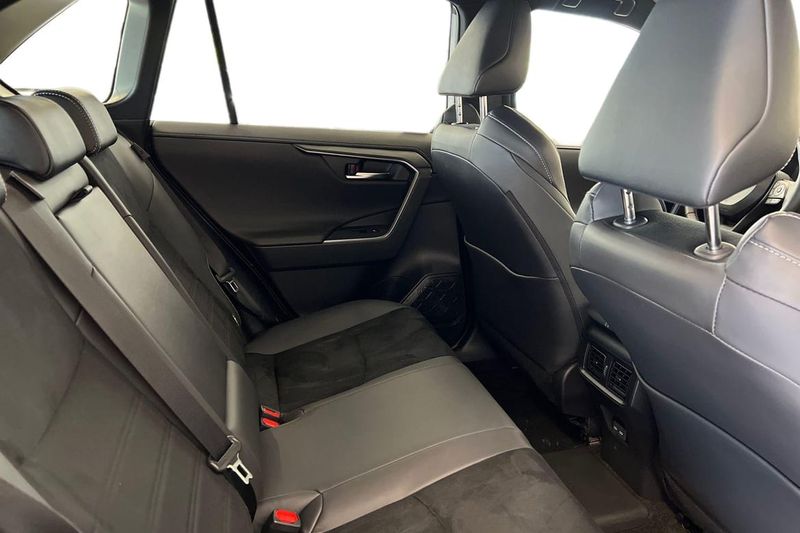 Toyota RAV4 bild 7