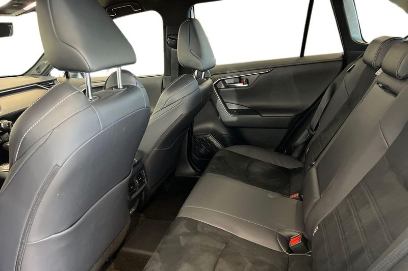 Toyota RAV4 bild 11