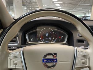Volvo S60 bild 16