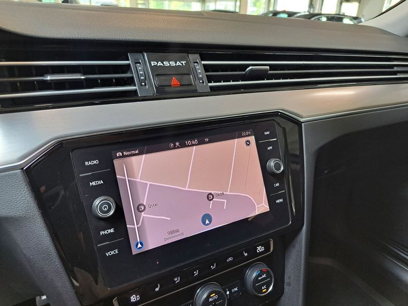 Volkswagen Passat bild 20