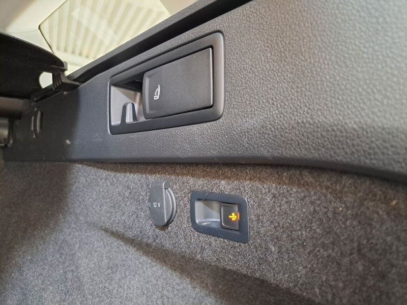 Volkswagen Passat bild 14