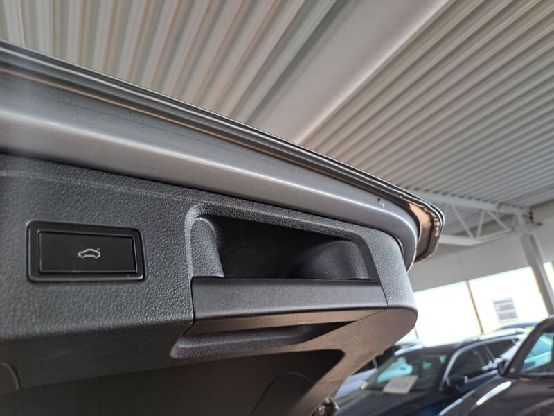 Volkswagen Passat bild 15