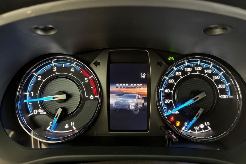 Toyota Hilux bild 13