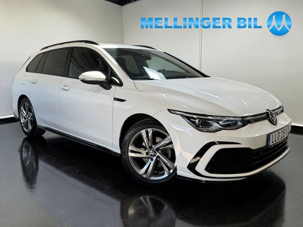 Volkswagen Golf SC 1.5 eTSI 150hk ACT R-Line Dragpkt Värmare - 2024
