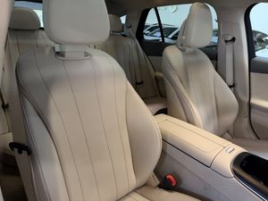 Mercedes E300 bild 9