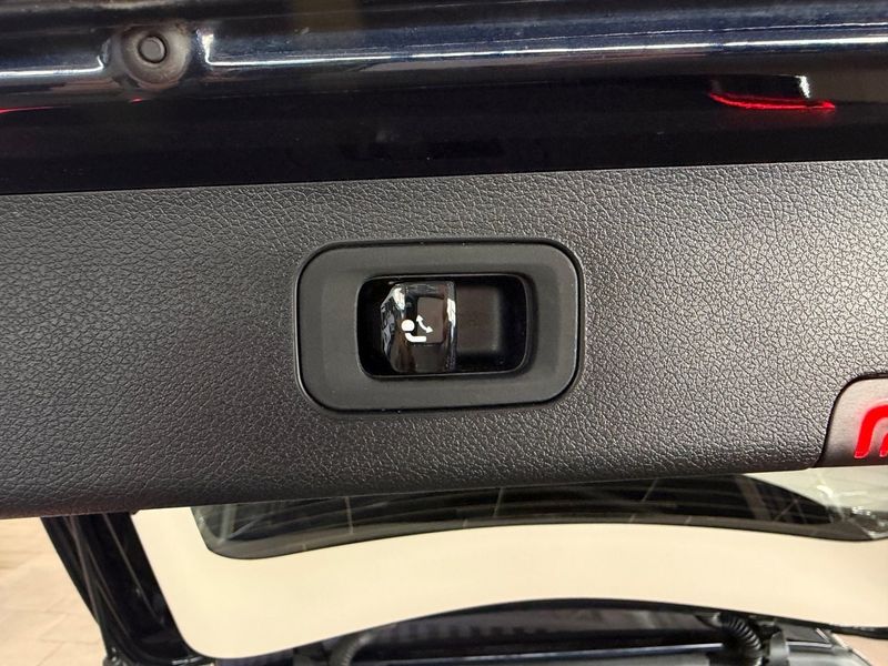 Mercedes E300 bild 15