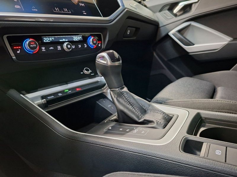 Audi Q3 bild 17