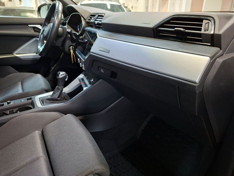 Audi Q3 bild 8