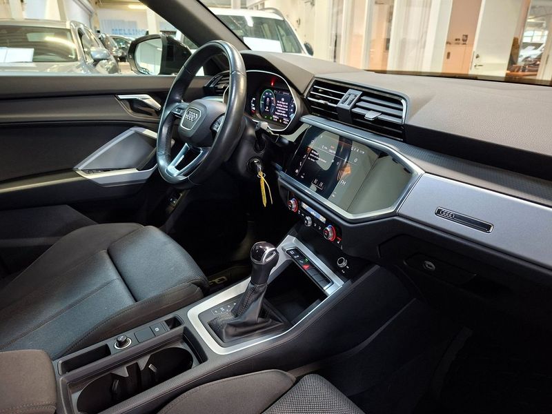 Audi Q3 bild 7