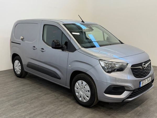 Opel Combo-e Cargo 50 kWh CCS P-värm CarPlay Moms - 2021