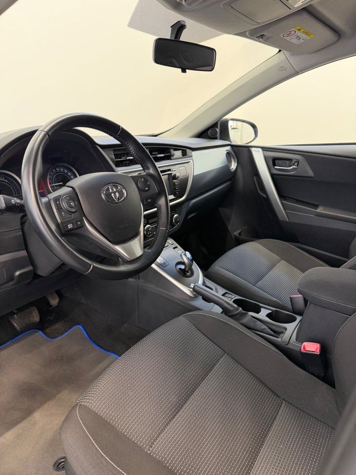 Toyota Auris bild 7