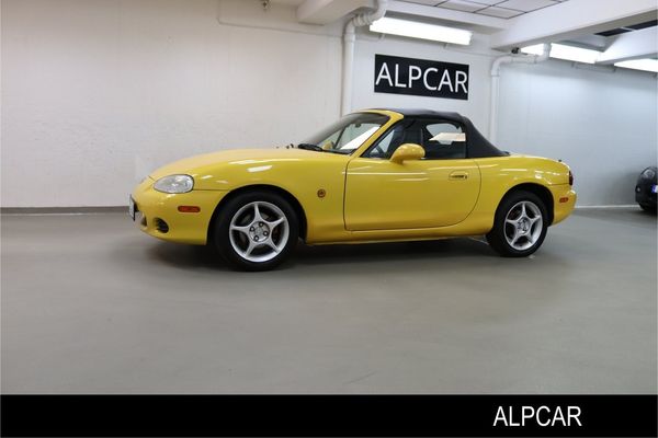 Mazda MX-5 1.6 110 HK 15100 MIL SKINN - 2002