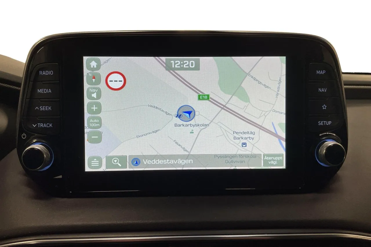 Vehicle image 20