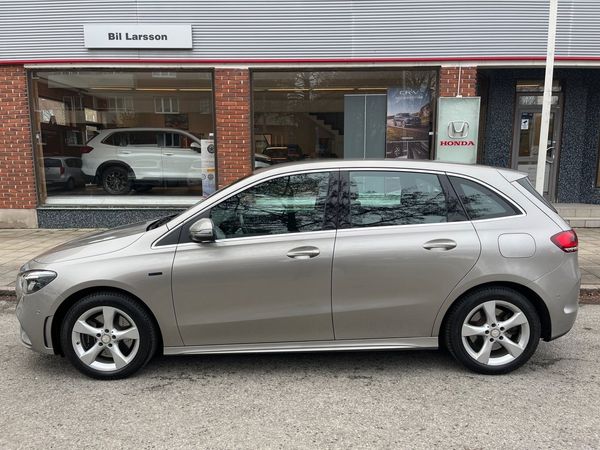 Mercedes B250 e 8G-DCT AMG - 2021