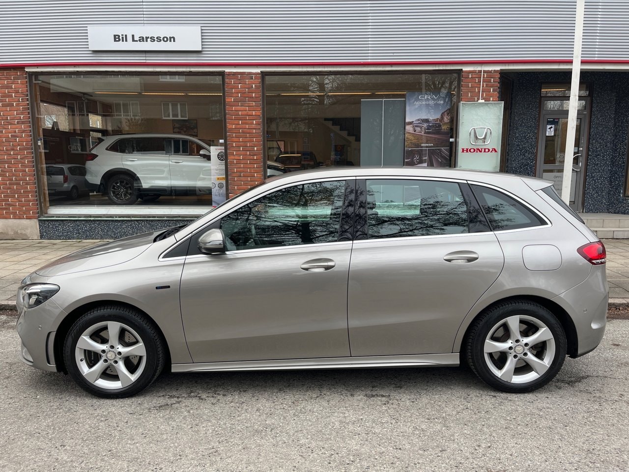 Mercedes B250