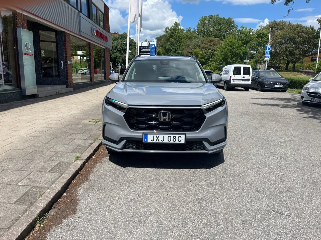 Vehicle image 2
