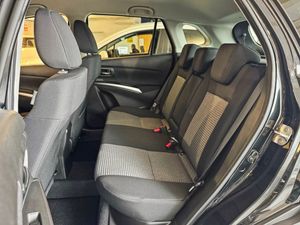 Suzuki S-CROSS bild 5