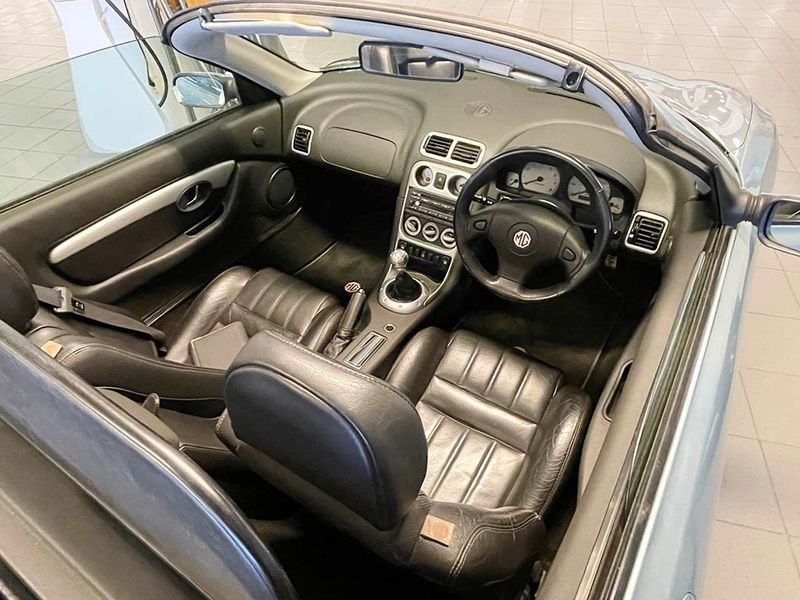 MG MGF bild 6