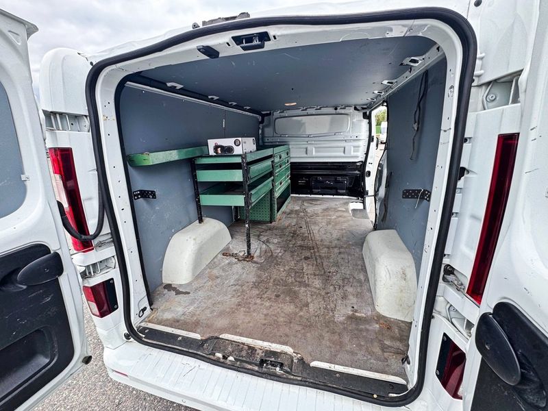 Opel Vivaro bild 5