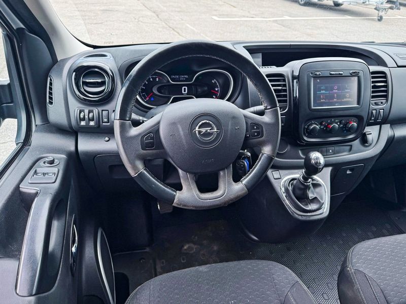 Opel Vivaro bild 2
