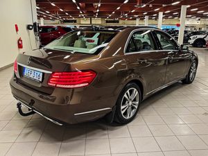 Mercedes E220 bild 7