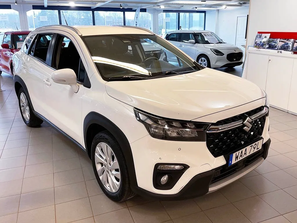 Vehicle image 1