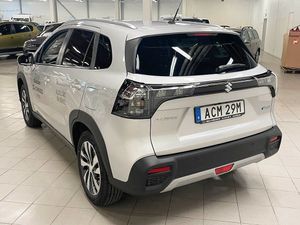 Suzuki S-CROSS bild 2