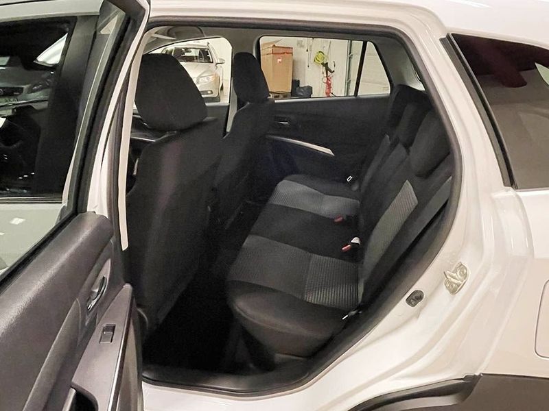 Suzuki S-CROSS bild 4