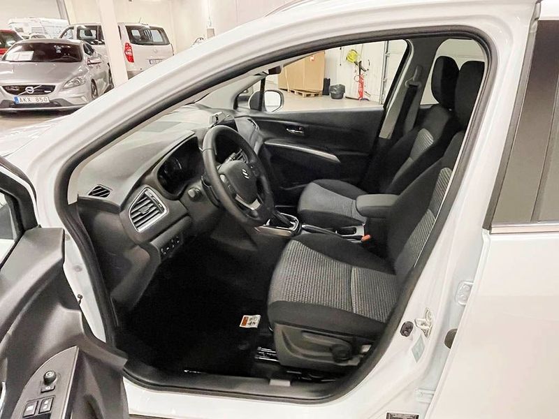 Suzuki S-CROSS bild 3