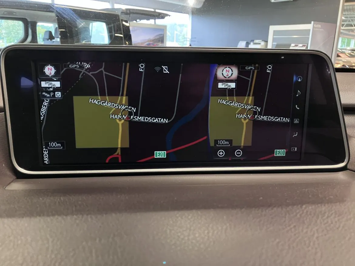 Vehicle image 20