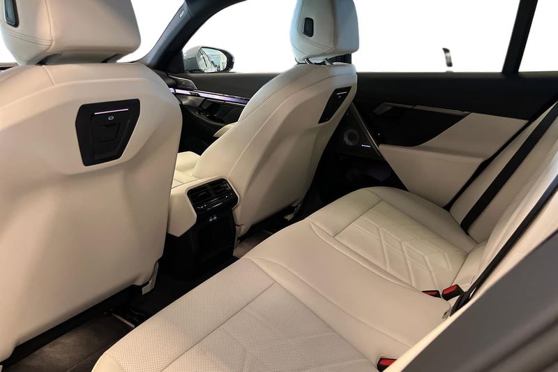 BMW 530 bild 13