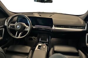 BMW X1 bild 8