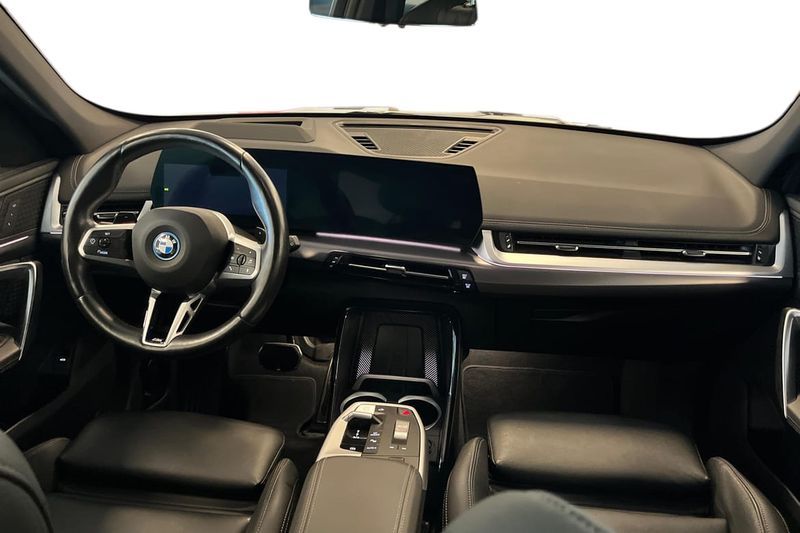 BMW X1 bild 8