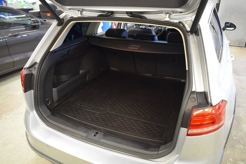 Volkswagen Passat bild 18