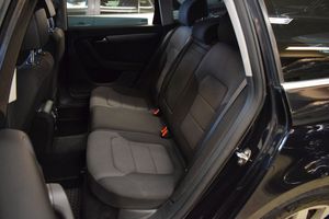 Volkswagen Passat bild 9