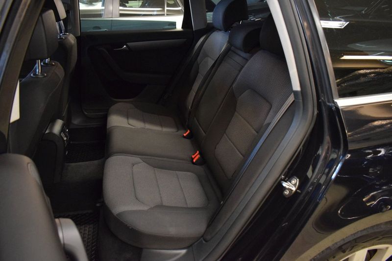 Volkswagen Passat bild 9
